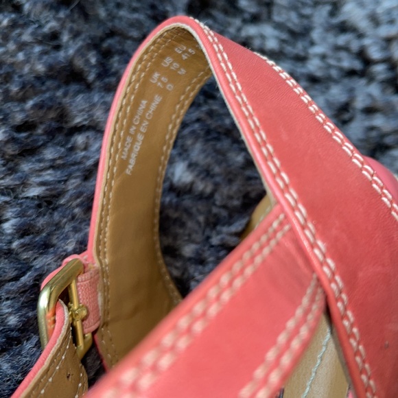 Clarks wedge sandal, size 10m - Picture 3 of 6